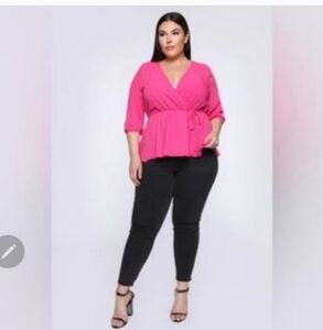 ⚘️Fashion nova 2x barbie pink blouse